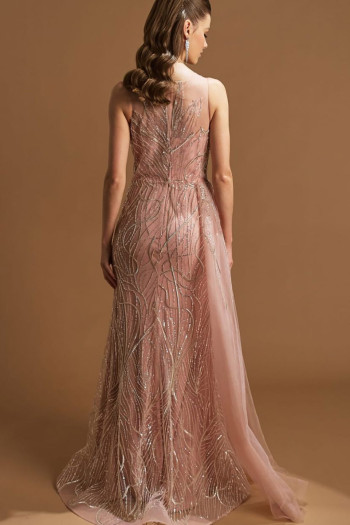 Kalın Kollu Yan Kuyruk Detaylı Taş İşlemeli Pudra Uzun Elbise