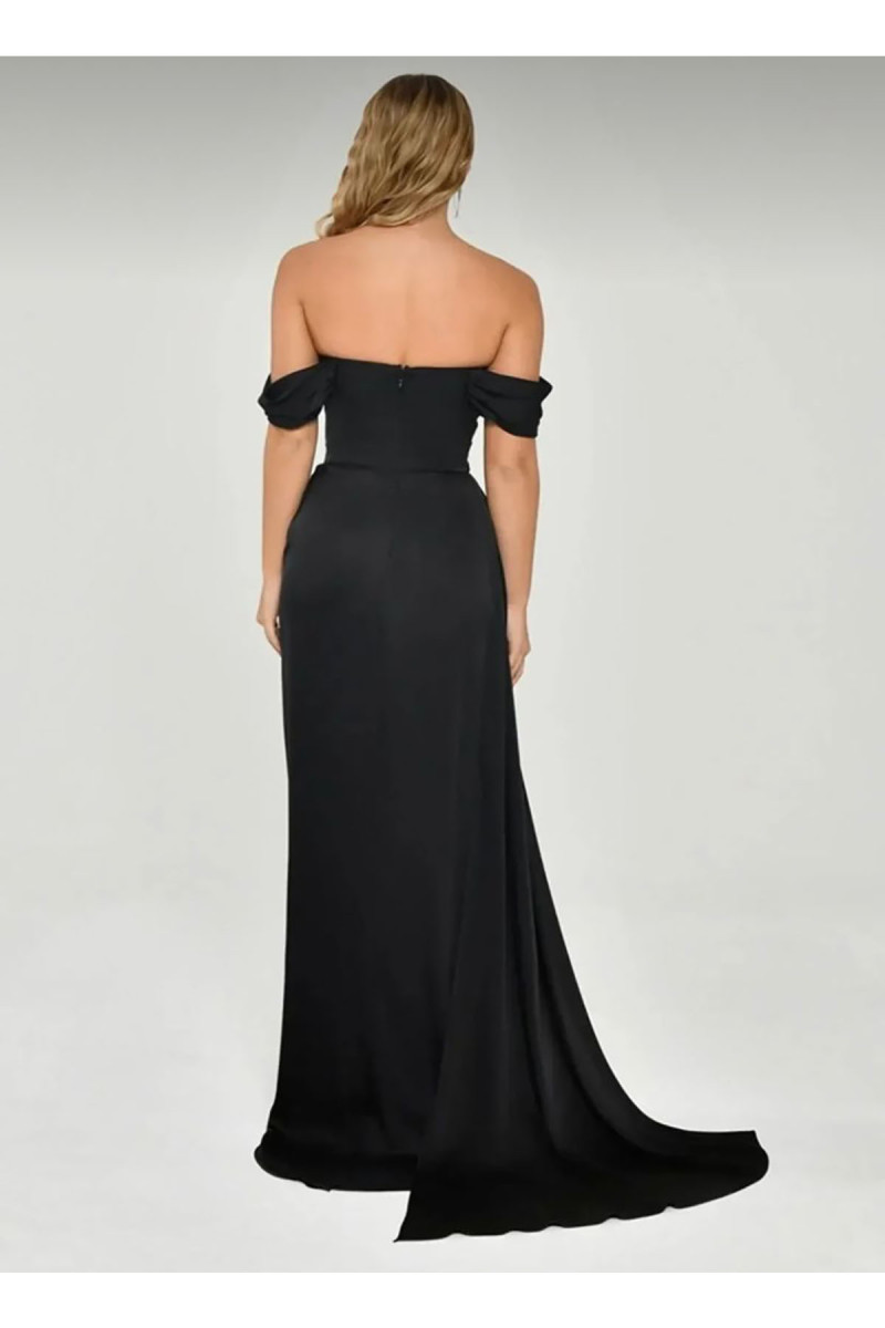 Straplez Prenses Kol İpek Saten Yırtmaçlı Siyah Elbise