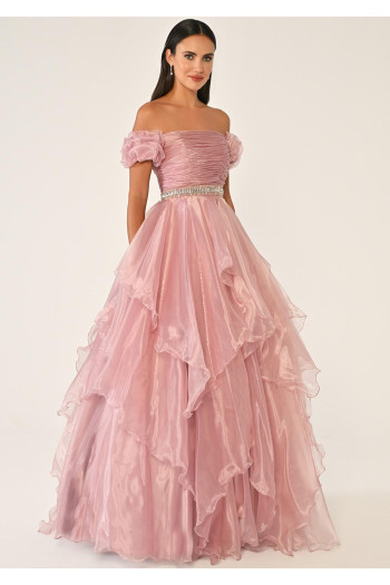 Düşük Omuz Katlı Prenses Etek Organze Koyu Pudra Uzun Elbise