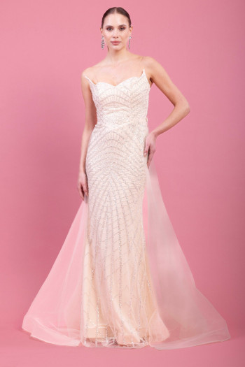 Straplez Kedi Kulaklı Arka Kuyruk Detaylı Taşlı Pullu Bej Uzun Elbise